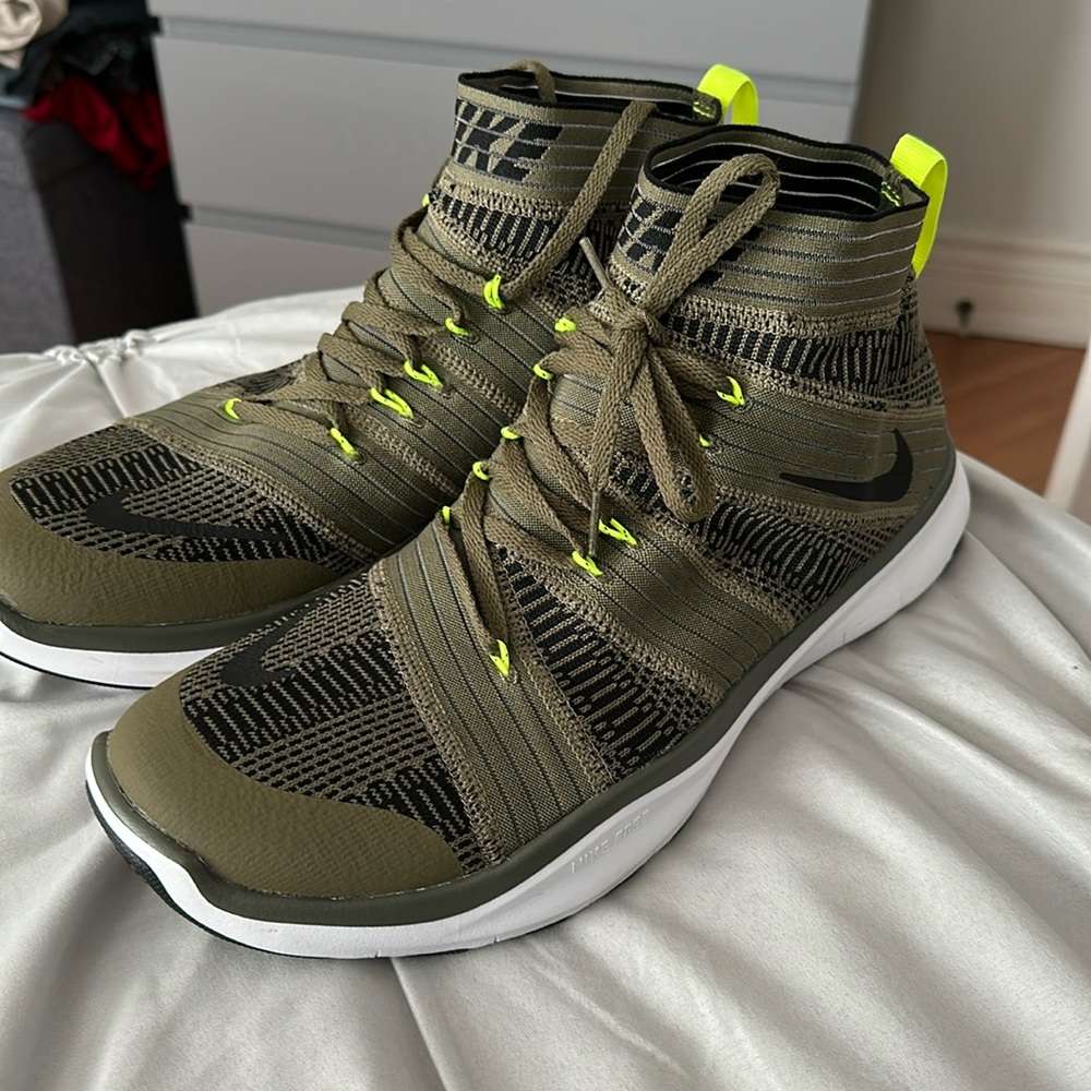 Nike training sneakers